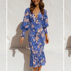 Floral smocked midi dress BRAND NEW!!!